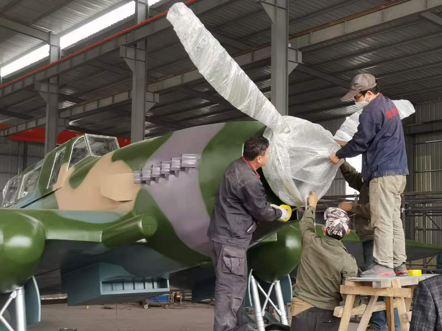大型航空模型制作：從圖紙到藍天的 “飛行通關(guān)秘籍”